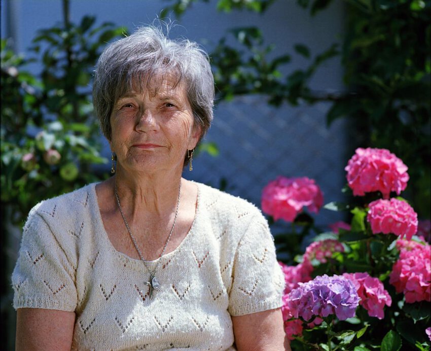 Kobieta w wieku emerytalnym